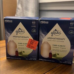 Set of 2 -Glade Aromatherapy cool mist Diffuser with light and charging cable